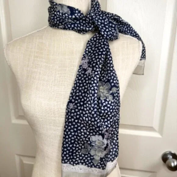 Beautiful Patterned Silk Scarf - Picture 6 of 6